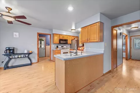 Entry Way - 1802 Channel Beach Ave, Johnsburg, IL 60051 photo 2 of 2