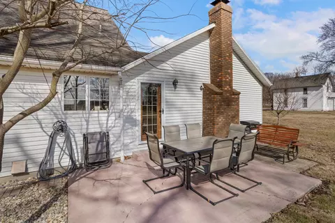 Other - 101 E Mansfield St, Bement, IL 61813 photo 6 of 7
