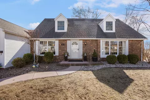 Exterior - 101 E Mansfield St, Bement, IL 61813 photo 8 of 9