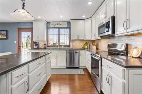 Kitchen - 101 E Mansfield St, Bement, IL 61813 photo 2 of 6
