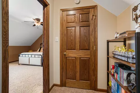 Entry Way - 101 E Mansfield St, Bement, IL 61813 photo 4 of 4