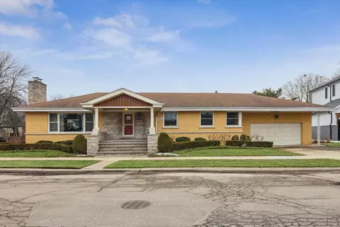 6024 N Kostner Ave, Chicago, IL 60646