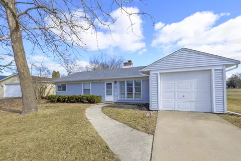 270 Minocqua St, Park Forest, IL 60466