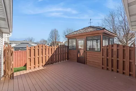 Exterior - 1814 Larkspur Dr, Plainfield, IL 60586 photo 2 of 2