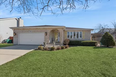 1814 Larkspur Dr, Plainfield, IL 60586