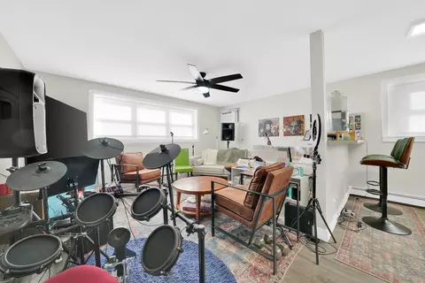 Living - 484 Shenstone Rd, Riverside, IL 60546 photo 1 of 3