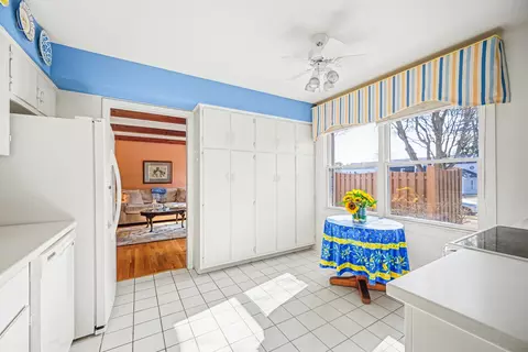 Kitchen - Undisclosed, Wheaton, IL 60189 photo 3 of 3