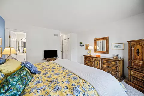Bedroom - Undisclosed, Wheaton, IL 60189 photo 2 of 3
