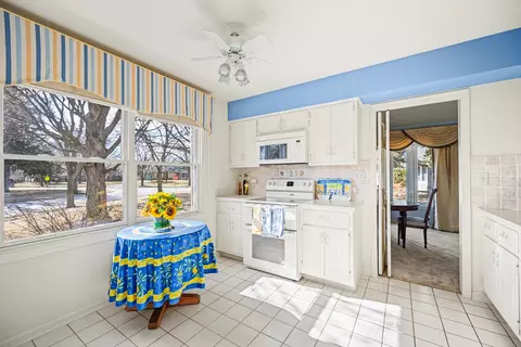Kitchen - Undisclosed, Wheaton, IL 60189 photo 1 of 3