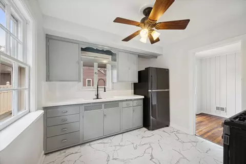 Kitchen - 575 S Wall St, Kankakee, IL 60901 photo 1 of 2