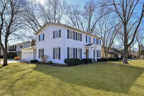 1120 E Hawthorne Blvd, Wheaton, IL 60187 photo 6