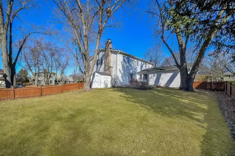 1120 E Hawthorne Blvd, Wheaton, IL 60187 photo 10