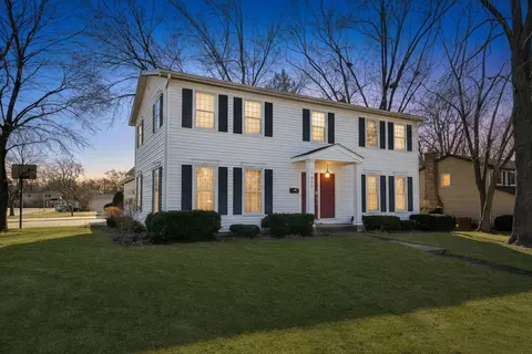 1120 E Hawthorne Blvd, Wheaton, IL 60187