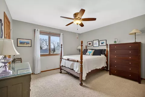 Bedroom - 3615 74th St, Moline, IL 61265 photo 2 of 7