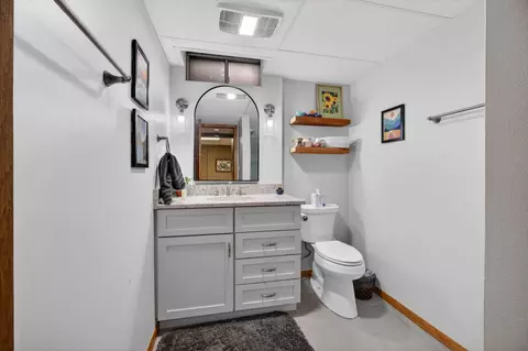 Bath - 3615 74th St, Moline, IL 61265 photo 4 of 5