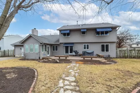 Exterior - 3615 74th St, Moline, IL 61265 photo 6 of 8