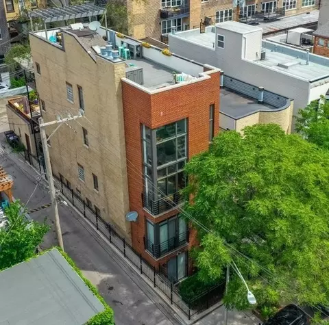 1746 W Pierce Ave #2, Chicago, IL 60622