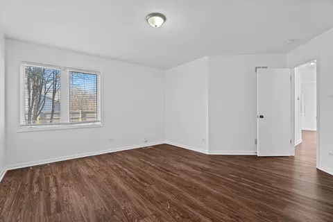 Bedroom - 262 Lakeview Ct, Steger, IL 60475 photo 2 of 6