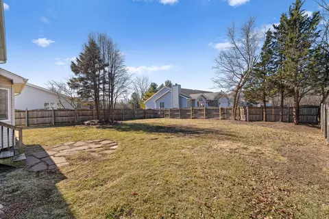 Exterior - 262 Lakeview Ct, Steger, IL 60475 photo 2 of 3