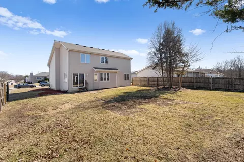 Exterior - 262 Lakeview Ct, Steger, IL 60475 photo 3 of 3