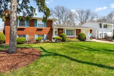 Exterior - 17541 Maple Ave, Lansing, IL 60438 photo 6 of 6