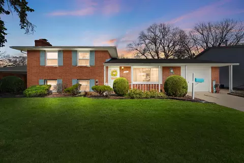 Exterior - 17541 Maple Ave, Lansing, IL 60438 photo 1 of 6