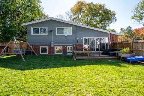 950 Brookside Ln, Deerfield, IL 60015 photo 4