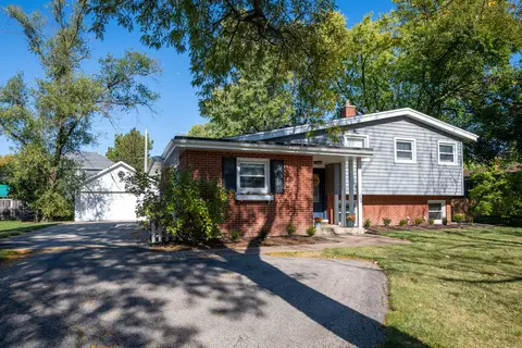 950 Brookside Ln, Deerfield, IL 60015 photo 2