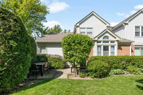 Exterior - 1307 Glengary Ct, Wheeling, IL 60090 photo 2 of 2