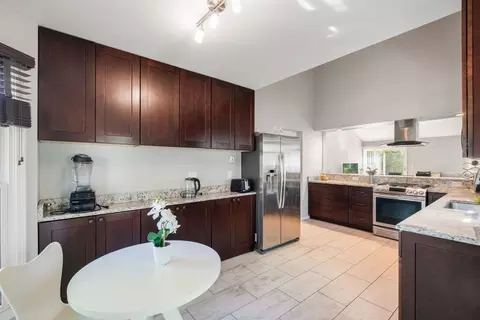 Kitchen - 1307 Glengary Ct, Wheeling, IL 60090 photo 1 of 3