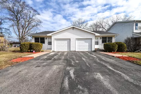 3113 Galilee Ave, Zion, IL 60099