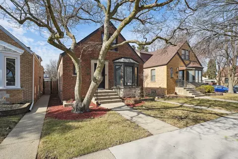 3764 N Oleander Ave, Chicago, IL 60634