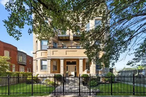 512 E Oakwood Blvd #2, Chicago, IL 60653