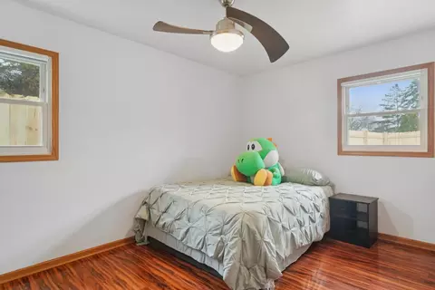 Bedroom - 148 Wilshire Dr, Wheeling, IL 60090 photo 1 of 2