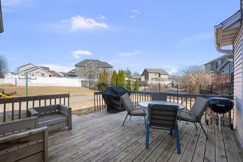 Exterior - 408 Tombergs Dr, Eldridge, IA 52748 photo 6 of 10