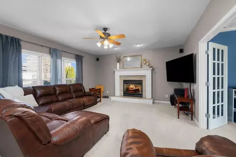 Other - 408 Tombergs Dr, Eldridge, IA 52748 photo 3 of 12
