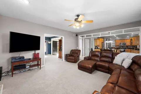Living - 408 Tombergs Dr, Eldridge, IA 52748 photo 2 of 3