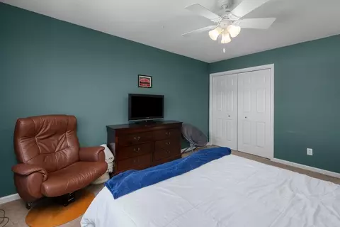 Bedroom - 408 Tombergs Dr, Eldridge, IA 52748 photo 5 of 9