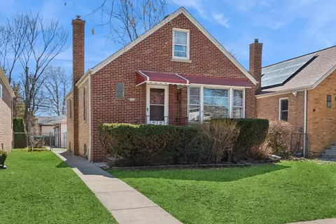 2124 Brummel St, Evanston, IL 60202