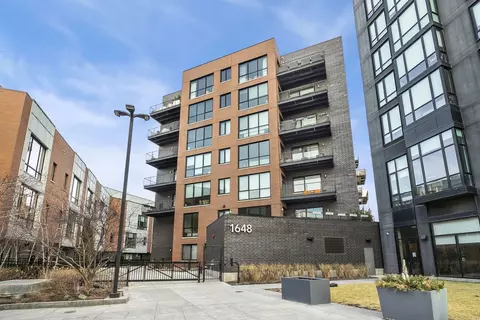 1648 W Division St #703, Chicago, IL 60622