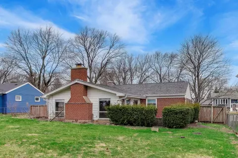 Exterior - 2917 Virginia Ave, Mchenry, IL 60050 photo 2 of 5
