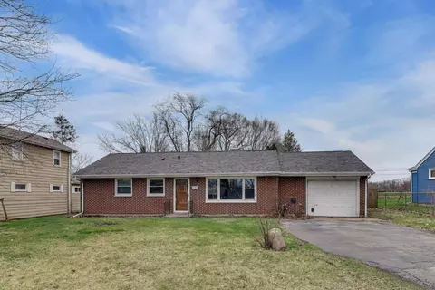 Exterior - 2917 Virginia Ave, Mchenry, IL 60050 photo 5 of 5
