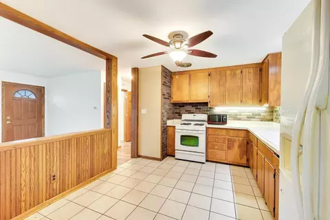 Kitchen - 2917 Virginia Ave, Mchenry, IL 60050 photo 1 of 3