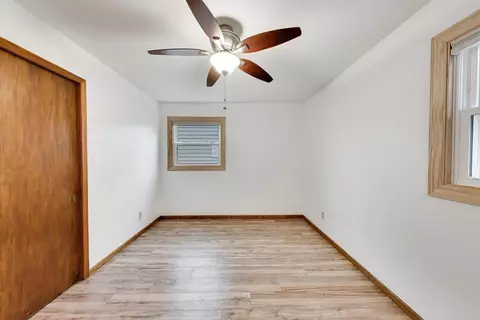 Bedroom - 2917 Virginia Ave, Mchenry, IL 60050 photo 2 of 4