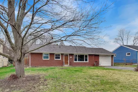 2917 Virginia Ave, Mchenry, IL 60050