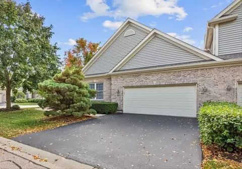 4051 Willow View Dr, Lake In The Hills, IL 60156