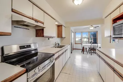4 N405 2nd Ave, Addison, IL 60101 photo 5