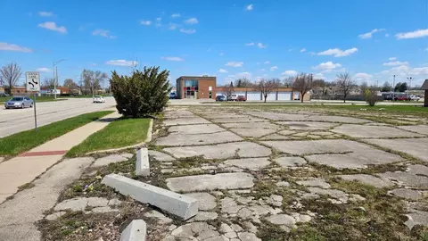 525 S Addison Rd, Addison, IL 60101 photo 7