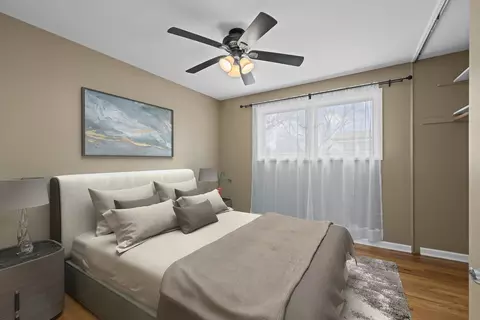 Bedroom - 324 Warren Rd, Glenview, IL 60025 photo 3 of 3