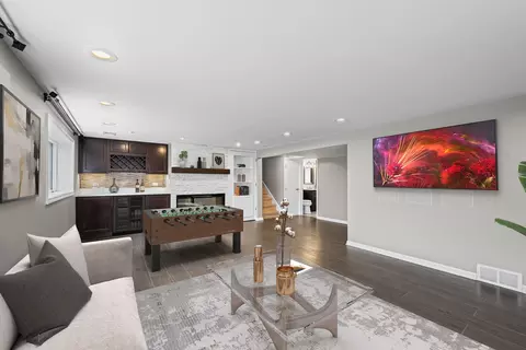 Living - 324 Warren Rd, Glenview, IL 60025 photo 5 of 5